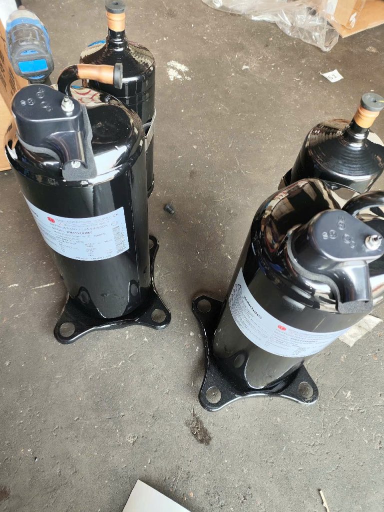 Máy nén lạnh MITSUBISHI PN31VBBMT 3HP